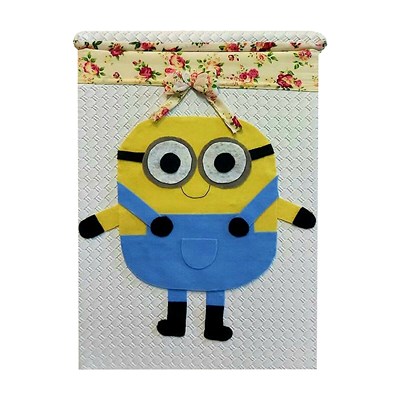 سبد لباس کودک طرح minion کد M40