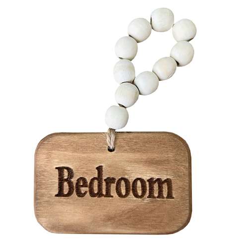 آویز تزیینی مدل مهره طرح درب اتاق خواب کد02